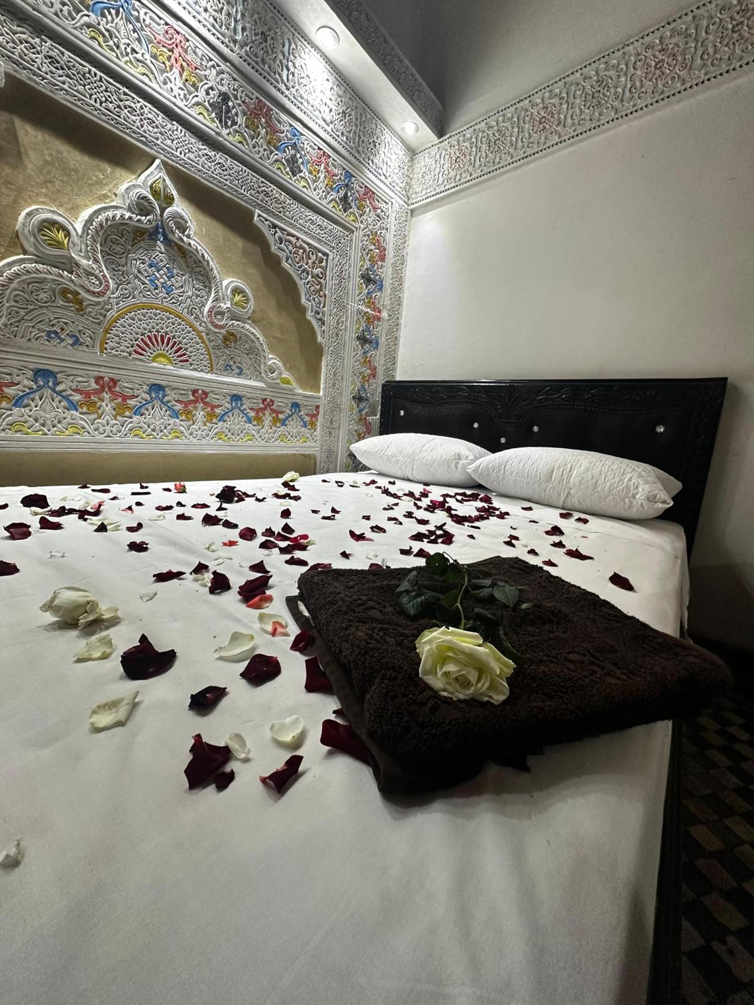Riad Zohor Fes Exterior photo