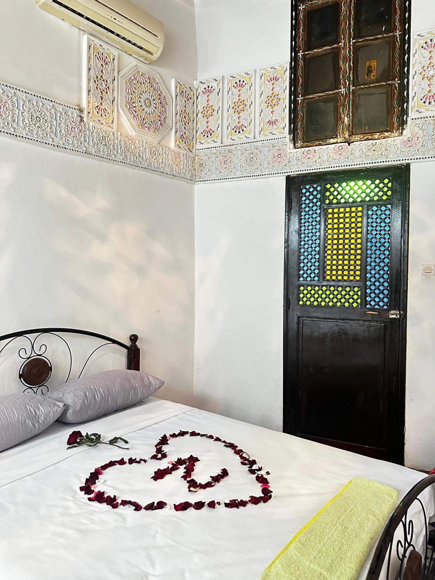 Riad Zohor Fes Exterior photo