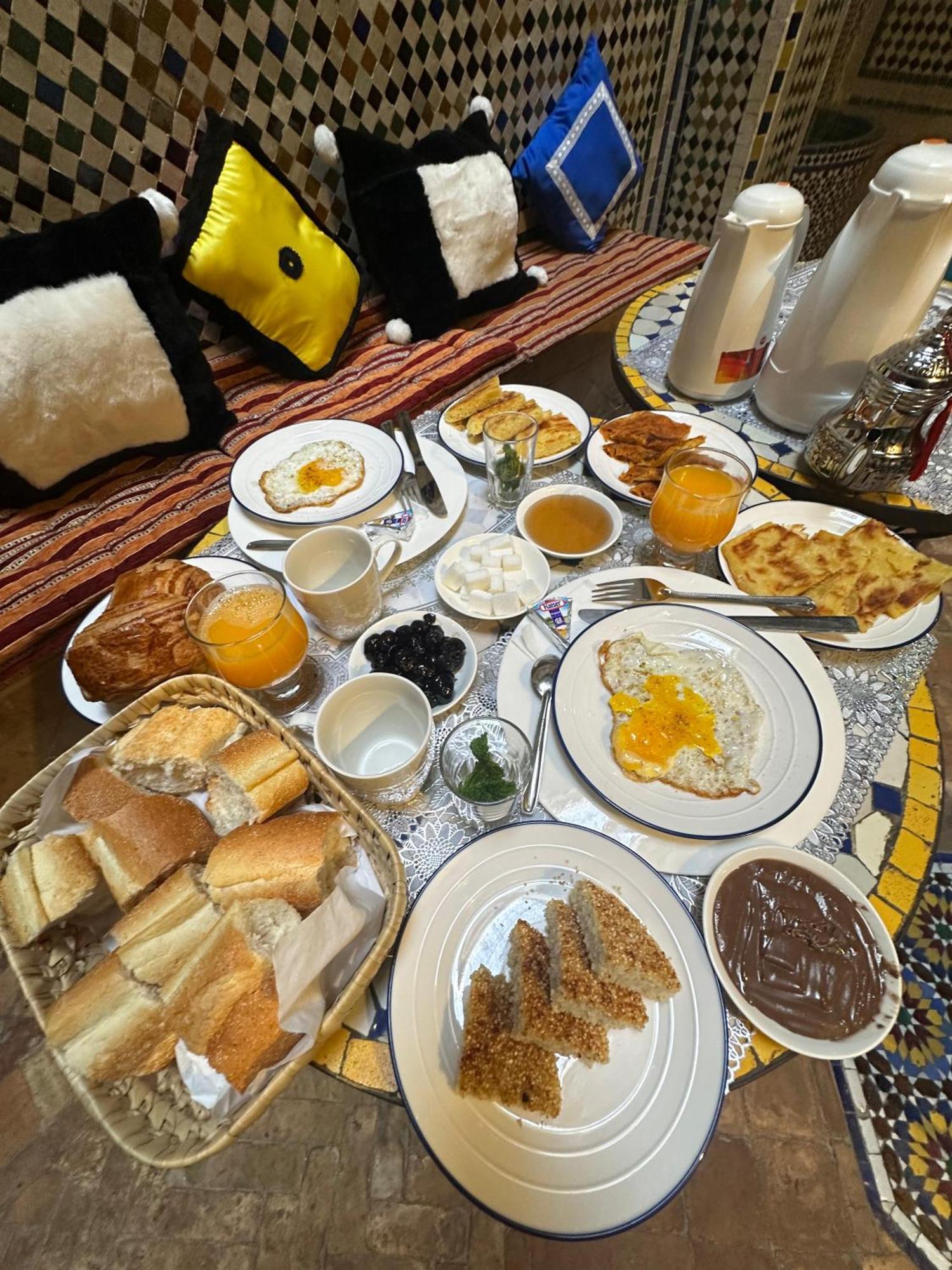Riad Zohor Fes Exterior photo