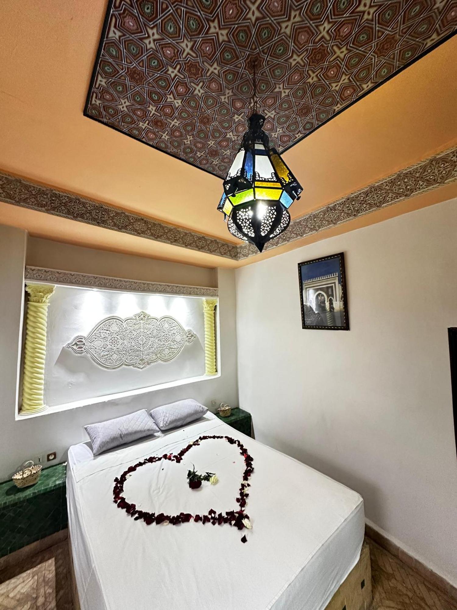 Riad Zohor Fes Exterior photo